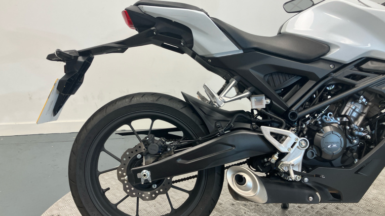 Honda CB125F (24MY)